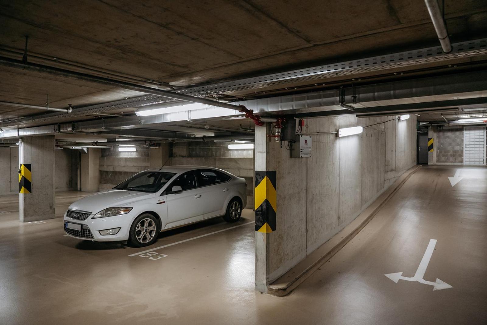 Prague Days - Bright Apartment - Balcony - Private Parking 외부 사진