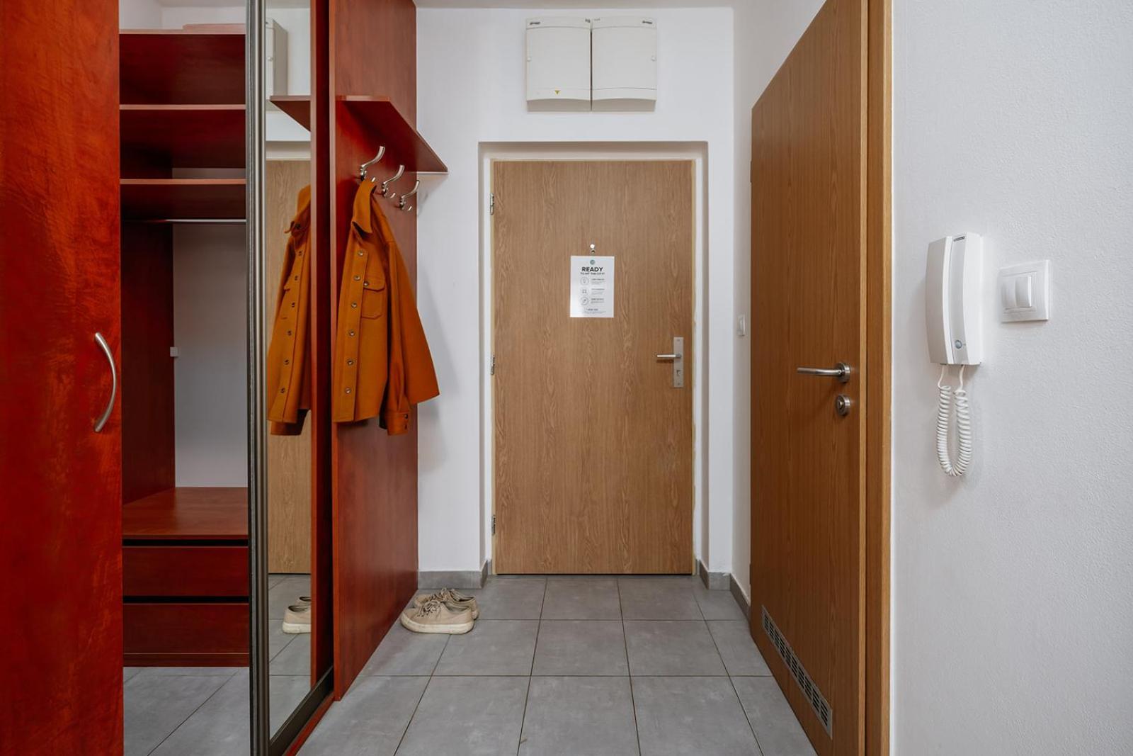 Prague Days - Bright Apartment - Balcony - Private Parking 외부 사진
